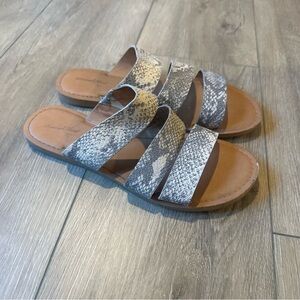 Snakeskin Patterned Sandals